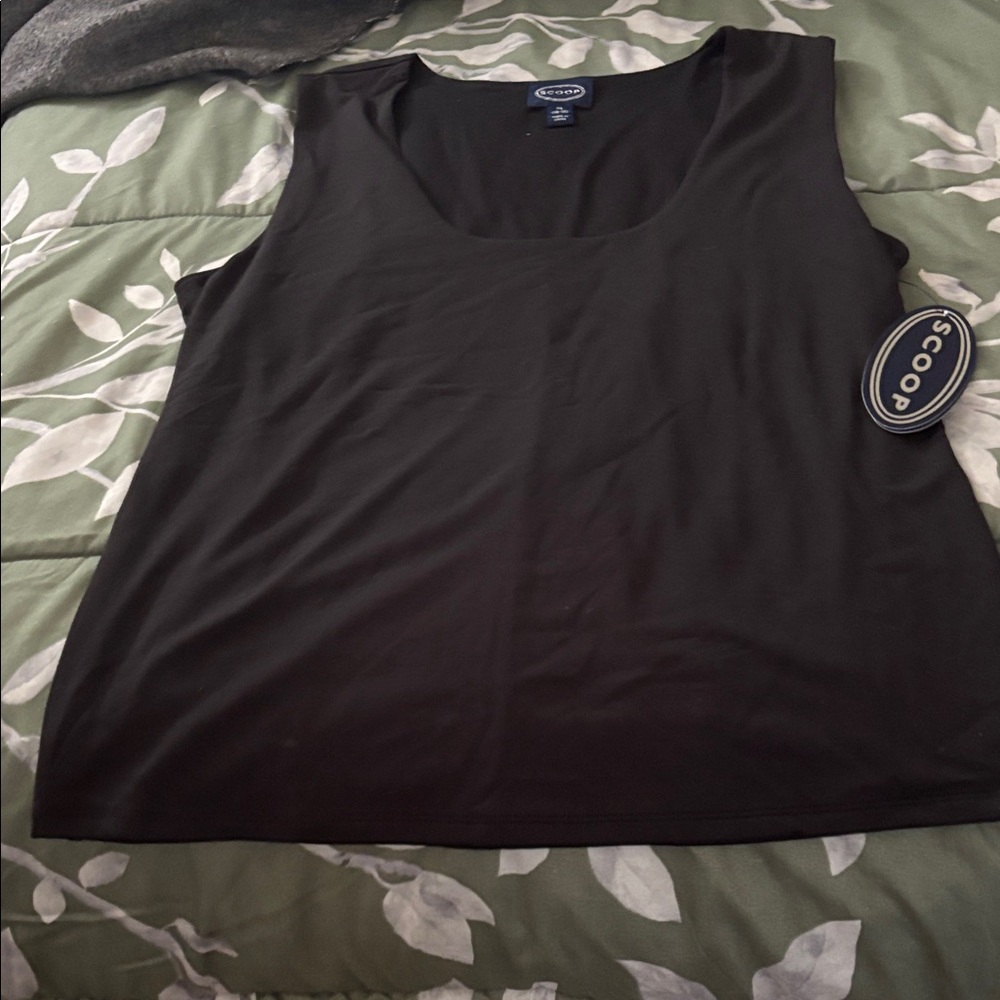 Scoop Women's Elegant Black Tank Top